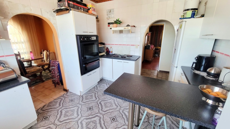 3 Bedroom Property for Sale in Mandalay Western Cape